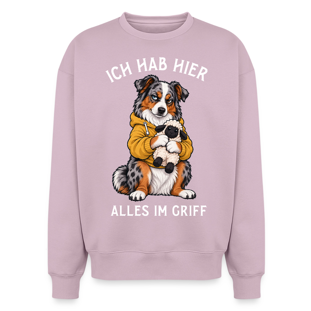 Australian Shepherd Sweater in Altrosa – lustiger Cartoon-Hund mit Spruch „Alles im Griff“ auf der Rückseite | Geschenk für Hundeliebhaber von Pfotenart